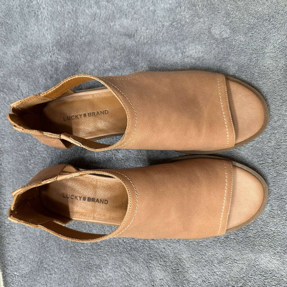 Lucky Brand Brown Open Toe Sandals